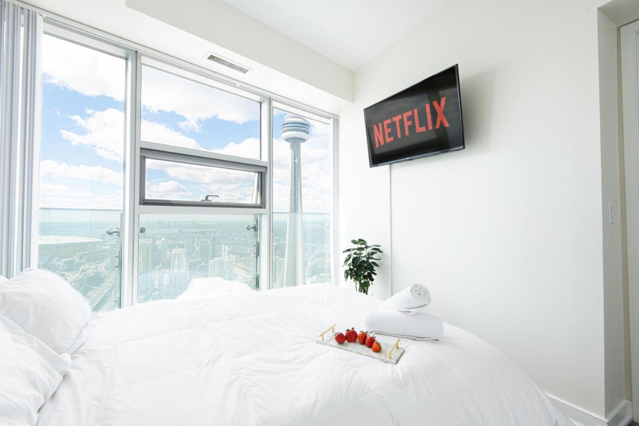 Beautiful Luxurious Modern Condo With Breathtaking Views Toronto Exterior photo